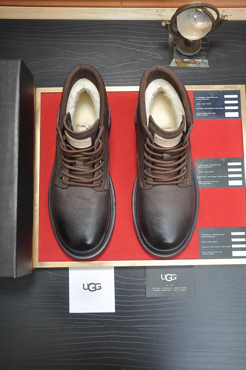 Men's shoes 💰640💶 [UGG] (full wool lining) top-end high-quality fur-in-one warm snow boots from Australia's warm luxury brand men's shoes, UGG-5877 official website synchronized, made of imported cowhide, carefully sewn...Imported rubber foam outsole (comfortable, soft, wear-resistant) The quality is really great...Exquisite workmanship, you can't put it down at first sight, available in sizes 39-44